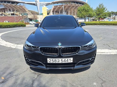BMW Gran Turismo GT 320d — пробег 75 518 км — фото 1 из 5