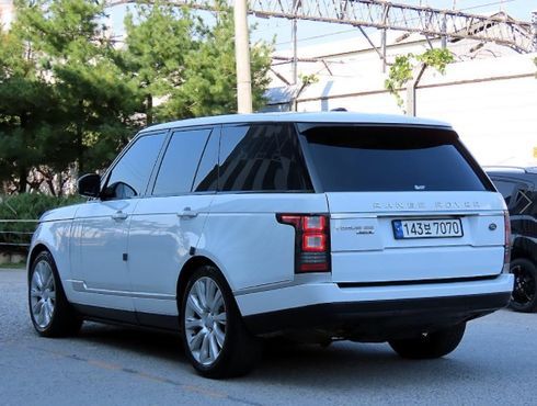 Land Rover Range Rover 4.4 SDV8 Vogue SE DIESEL — пробег 138 629 км — фото 3 из 5