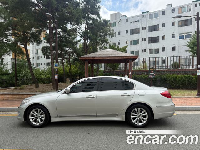 Hyundai Genesis из Кореи Encar