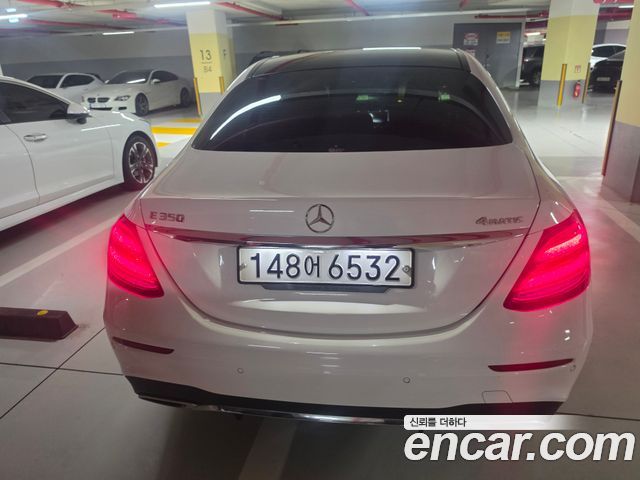 Mercedes-Benz E-Class E350 4MATIC AMG Line — пробег 63 803 км — фото 2 из 5