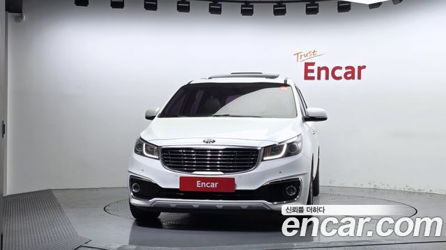 Kia Carnival 9-seater Noblesse — пробег 229 639 км — фото 3 из 5