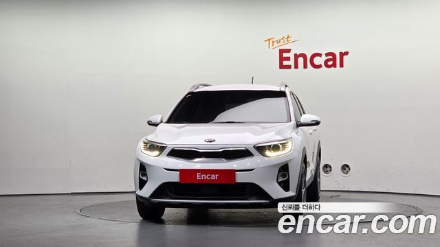 Kia Stonic из Кореи Encar