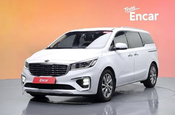 Kia Carnival Gasoline 9-Seater Noblesse Special — пробег 183 882 км — фото 1 из 5