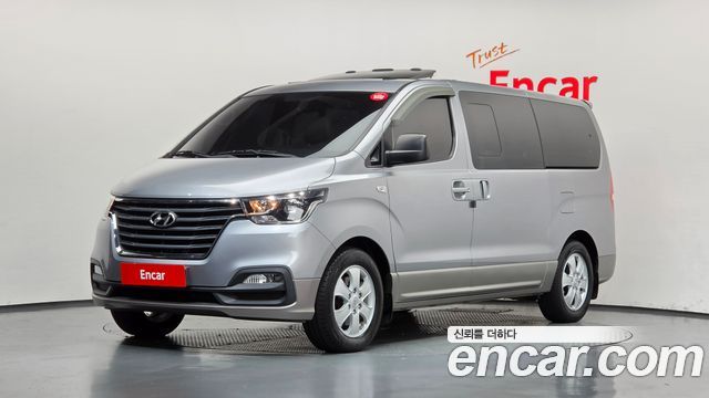 Hyundai Starex Wagon 11-Seater Modern — пробег 49 825 км — фото 1 из 5