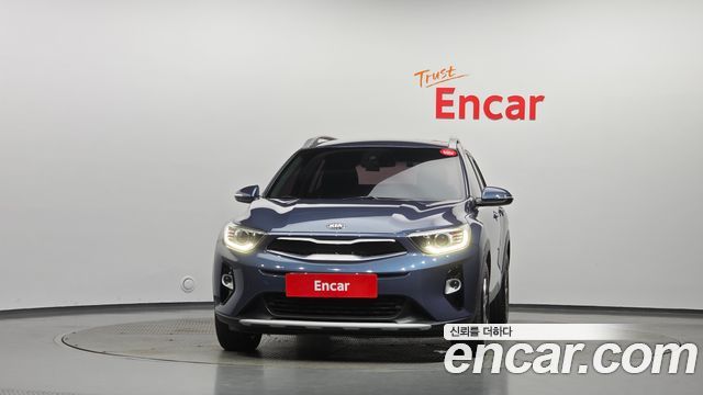 Kia Stonic из Кореи Encar