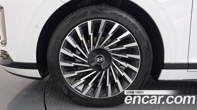 Hyundai Grandeur Calligraphy — пробег 14 581 км — фото 5 из 5