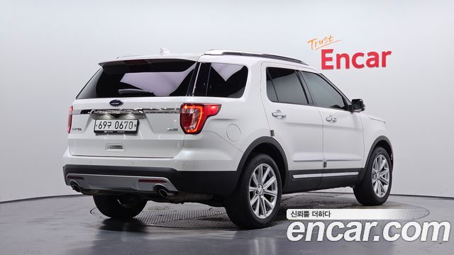 Ford Explorer 2.3 Limited 4WD 5th — пробег 72 799 км — фото 2 из 5