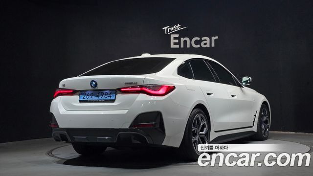 BMW i4 eDrive40 M Sports — пробег 49 777 км — фото 2 из 5