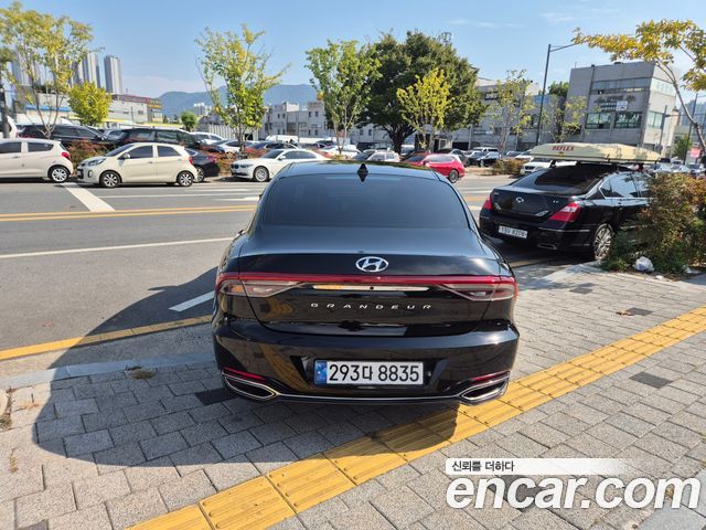 Hyundai Grandeur 3.0 LPi Rent Car Premium — пробег 69 866 км — фото 4 из 5