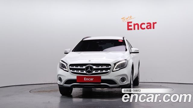 Mercedes-Benz GLA-Class GLA220 — пробег 69 807 км — фото 3 из 5