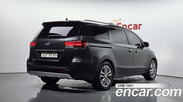 Kia Carnival из Кореи Encar