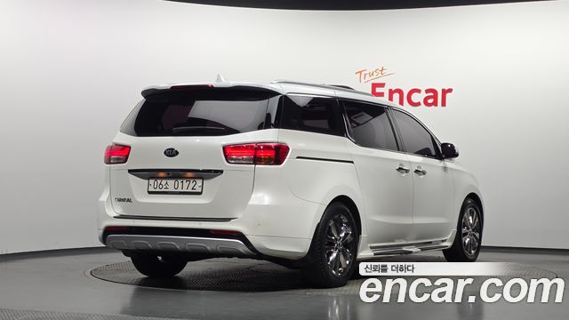 Kia Carnival из Кореи Encar