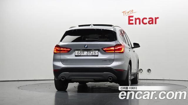 BMW X1 xDrive 18d Joy — пробег 83 488 км — фото 4 из 5