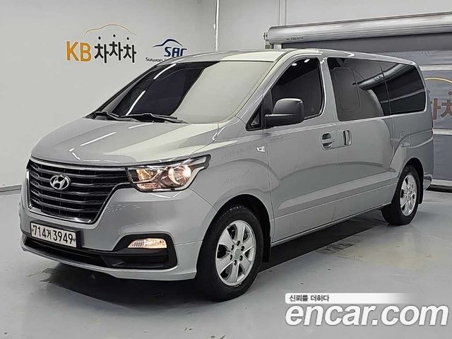 Hyundai Starex Wagon 12-Seater Smart — пробег 93 959 км — фото 1 из 5