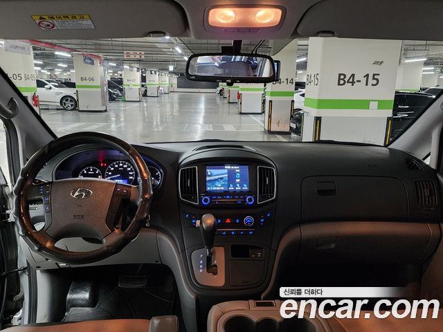 Hyundai Starex Wagon 12-Seater Smart — пробег 93 959 км — фото 5 из 5