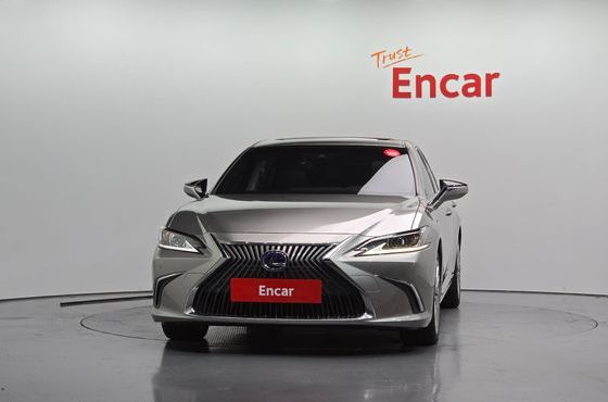 Lexus ES Luxury Plus — пробег 86 343 км — фото 3 из 5