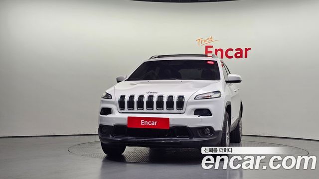 Jeep Cherokee 2.4 Longitude High AWD — пробег 91 701 км — фото 3 из 5