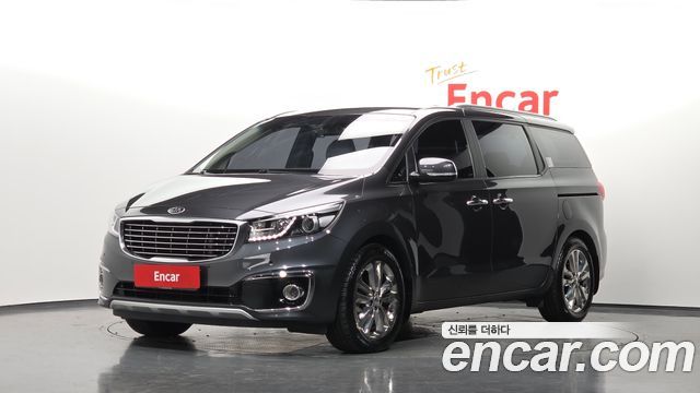 Kia Carnival 9-seater Prestige — пробег 68 143 км — фото 1 из 5
