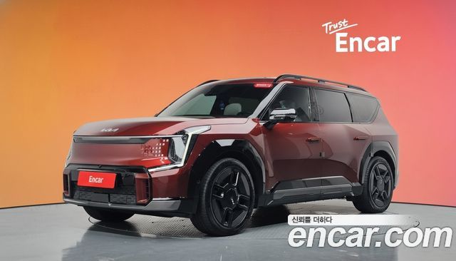Kia EV9 Long Range 4WD GT Line — пробег 39 420 км — фото 1 из 5