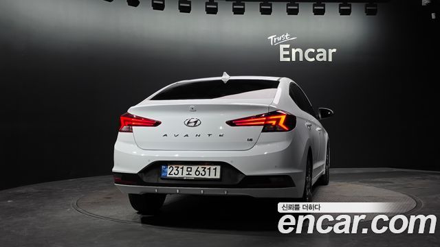 Hyundai AVANTE 1.6 Smart — пробег 97 798 км — фото 4 из 5