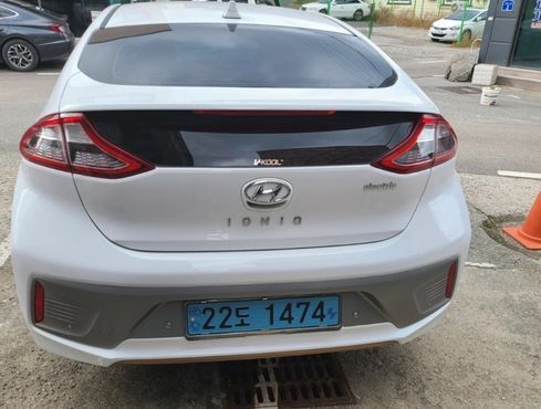 Hyundai Ioniq Q — пробег 105 000 км — фото 1 из 5