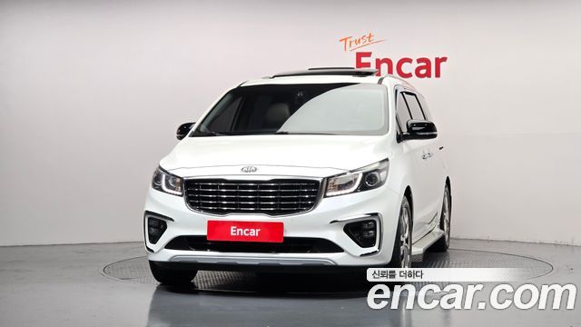 Kia Carnival 9-seater Prestige — пробег 109 409 км — фото 3 из 5