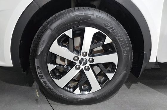 Kia Sorento Gasoline 2.5T 2WD Trendy — пробег 87 990 км — фото 5 из 5