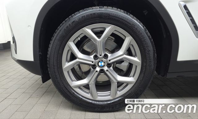 BMW X4 xDrive20i xLine — пробег 7 148 км — фото 5 из 5