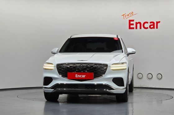 Genesis GV70 2.5T Gasoline 2WD — пробег 8 990 км — фото 3 из 5