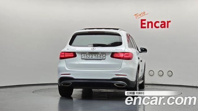 Mercedes-Benz GLC-Class GLC300 4MATIC AMG Line — пробег 111 575 км — фото 4 из 5