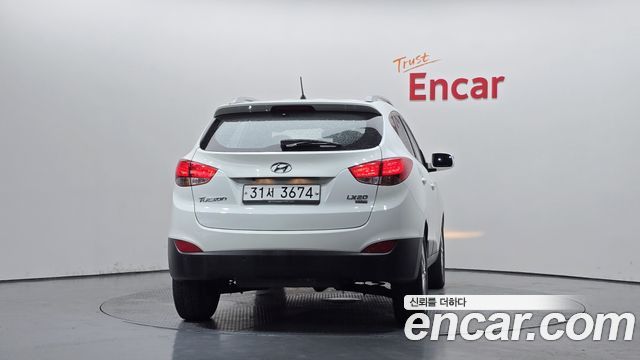 Hyundai Tucson Diesel 2WD LX20 Luxury — пробег 173 028 км — фото 4 из 5