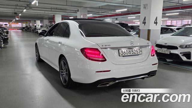 Mercedes-Benz E-Class E300 4MATIC AMG Line — пробег 89 990 км — фото 5 из 5