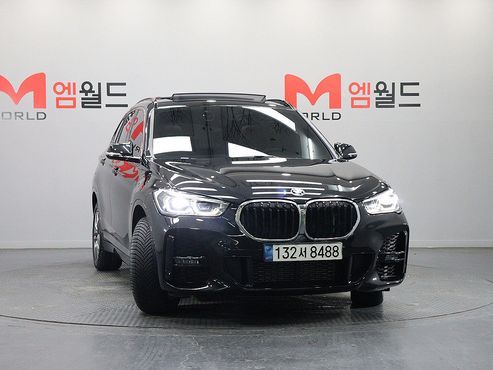 BMW X1 xDrive 20i M Sport — пробег 53 110 км — фото 2 из 5