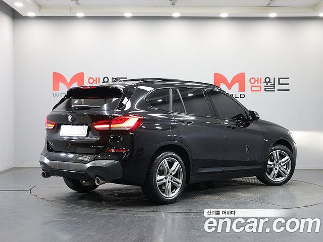 BMW X1 xDrive 20i M Sport — пробег 53 110 км — фото 4 из 5