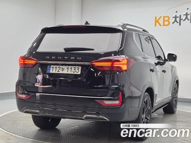 Ssangyong Rexton Diesel 2.2 4WD The Black — пробег 61 677 км — фото 2 из 5
