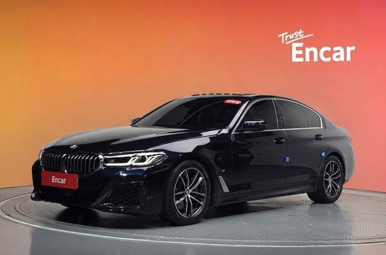 BMW 5-Series 520i M Sport — пробег 52 202 км — фото 1 из 5