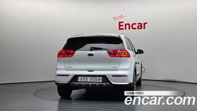 Kia Niro из Кореи Encar