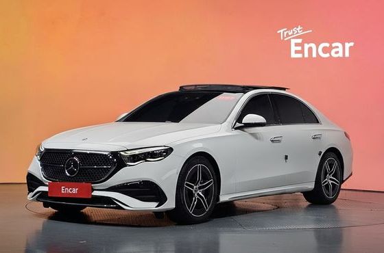 Mercedes-Benz E-Class E300 4MATIC AMG Line — пробег 16 440 км — фото 1 из 5