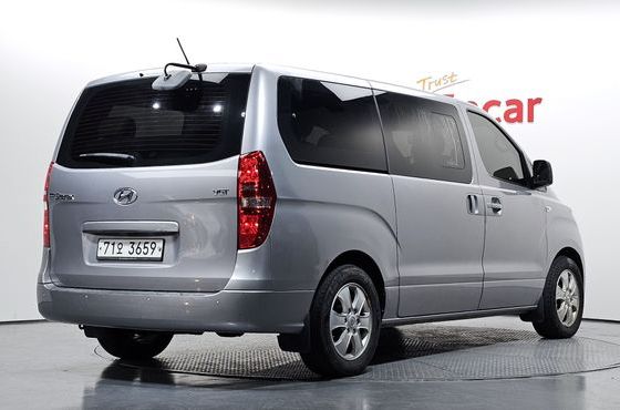 Hyundai Starex Wagon 12-Seater Smart — пробег 185 595 км — фото 2 из 5