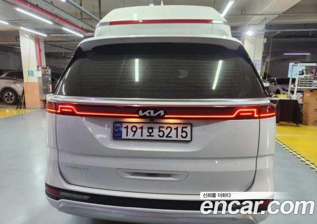 Kia Carnival Gasoline 9-Seater Signature — пробег 123 463 км — фото 3 из 5