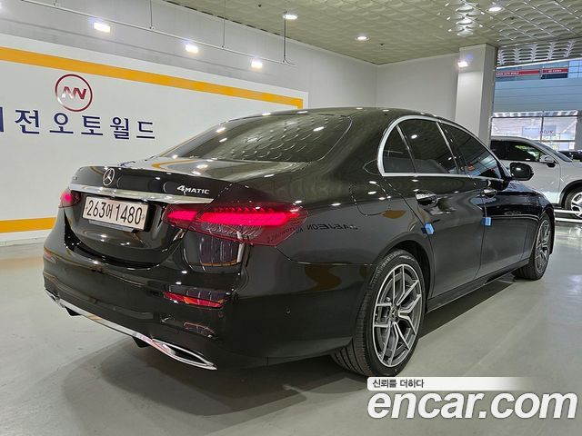 Mercedes-Benz E-Class E220d 4MATIC AMG Line — пробег 115 620 км — фото 3 из 5