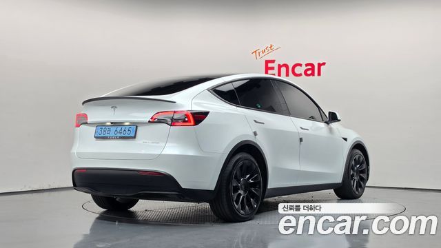Tesla Model Y Long Range AWD — пробег 50 543 км — фото 2 из 5