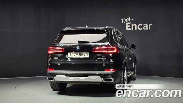 BMW X5 xDrive 30d xLine — пробег 64 297 км — фото 4 из 5