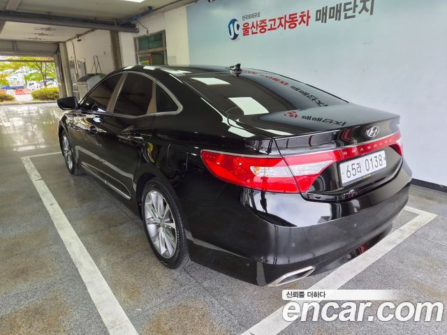 Hyundai Grandeur HG300 Exclusive — пробег 57 774 км — фото 2 из 5