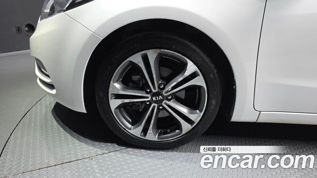 Kia K3 из Кореи Encar