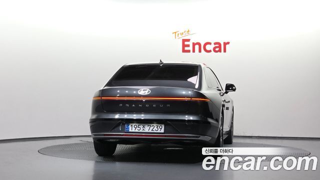 Hyundai Grandeur Premium — пробег 65 565 км — фото 4 из 5