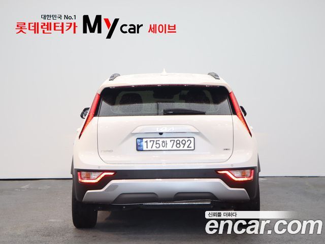 Kia Niro Trendy — пробег 137 159 км — фото 4 из 5