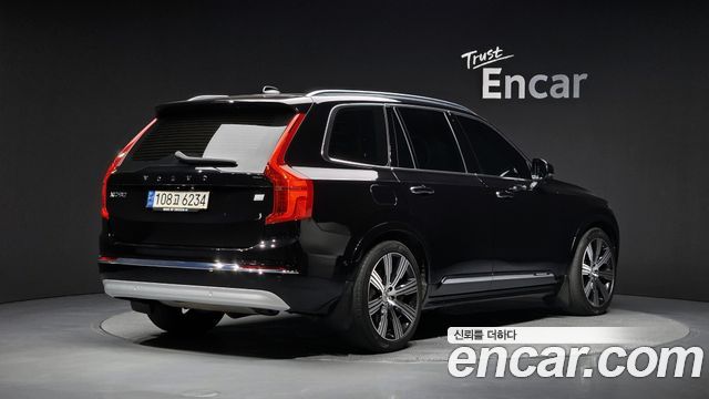 Volvo XC90 T8 Ultimate Bright Hybrid — пробег 126 327 км — фото 2 из 5