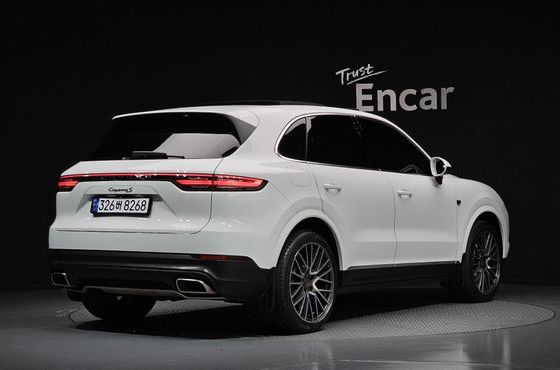 Porsche Cayenne 3.0 — пробег 66 179 км — фото 2 из 5