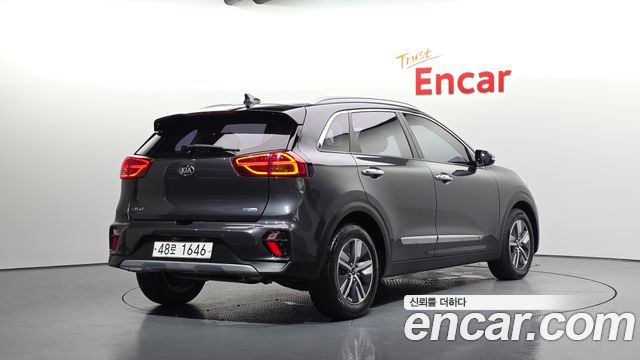 Kia Niro из Кореи Encar